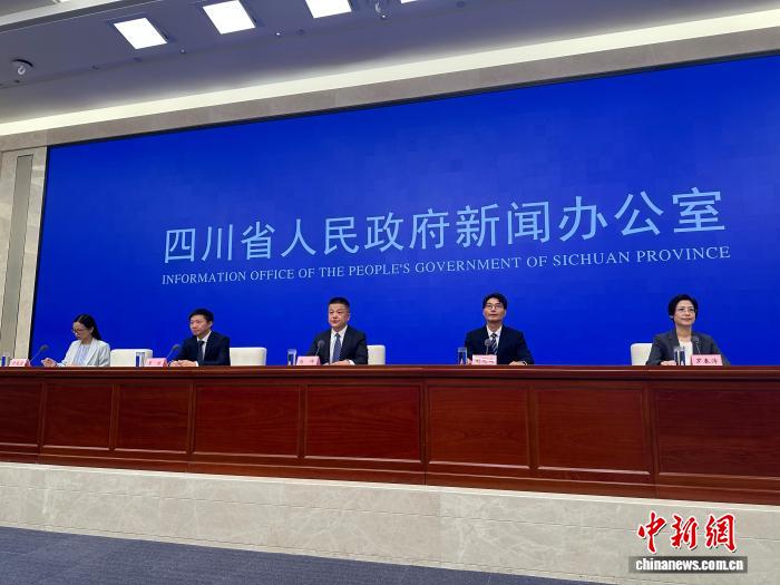 想了解更多足球直播相关内容，尽在华体会。 - 华体会